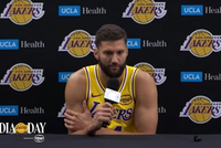 爱游戏APP下载-斯图加特赛后豪取连胜，志在欧篮联名次提升，信心回归，身体对抗强度拉满的简单介绍